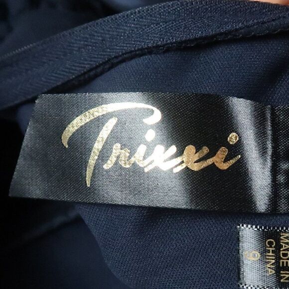 TRIXXI BLUE SPAGHETTI STRAP SWEETHEART NECKLINE FIT AND FLAIR PROM DRESS NWT - Picture 2 of 15